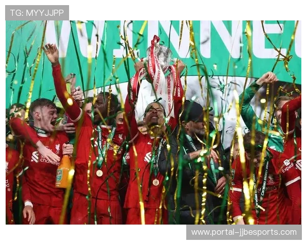 斯洛特继承克洛普遗产,战术革新难掩阵容老化